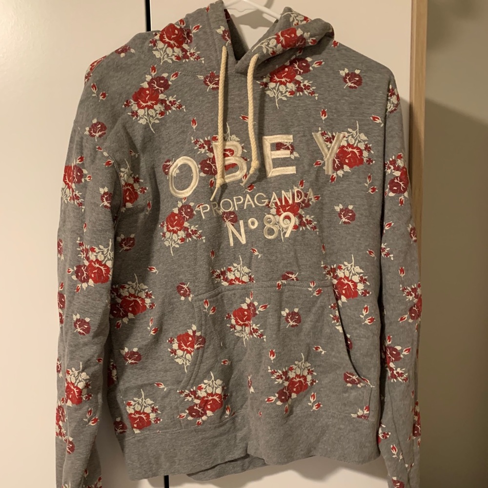 Obey sweatshirt